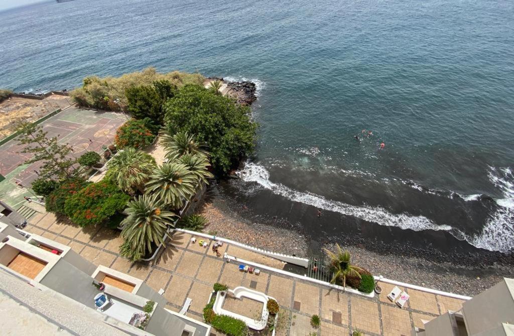 Apartamentos Playa Chica / Playa Las Gaviotas Santa Cruz de Tenerife Exteriör bild