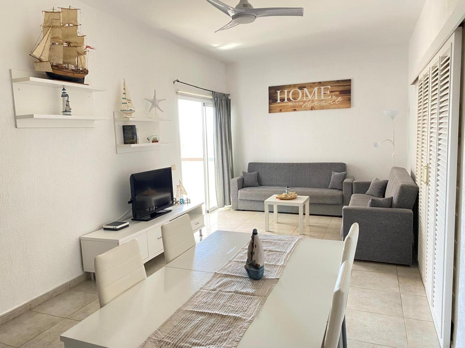 Apartamentos Playa Chica / Playa Las Gaviotas Santa Cruz de Tenerife Exteriör bild