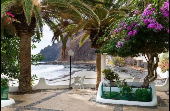 Apartamentos Playa Chica / Playa Las Gaviotas Santa Cruz de Tenerife Exteriör bild